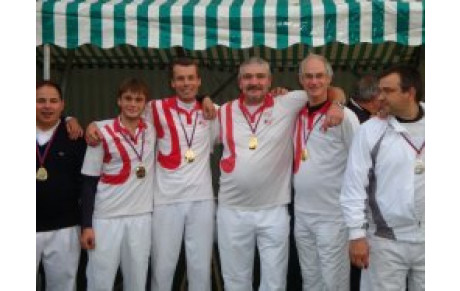 2011, aujourd'hui naissance d’une équipe.